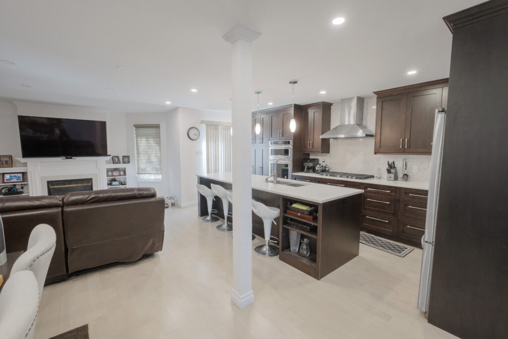 Contemporary Kitchen Renovation